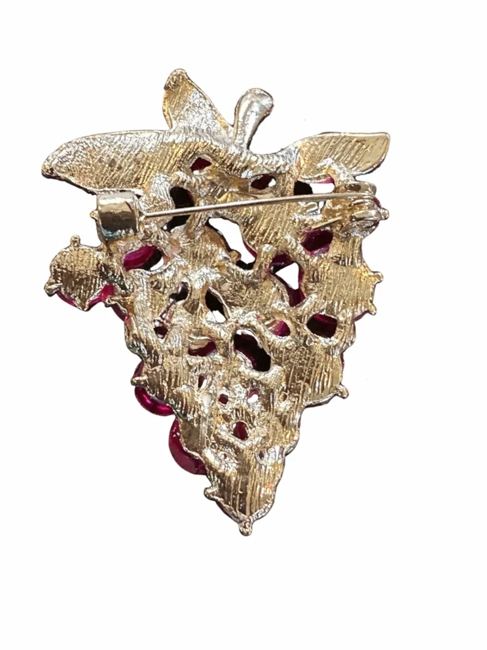 Vintage Style Re Pink Glass Grape Cluster Brooch‎ Gold Tone Leaf Pin